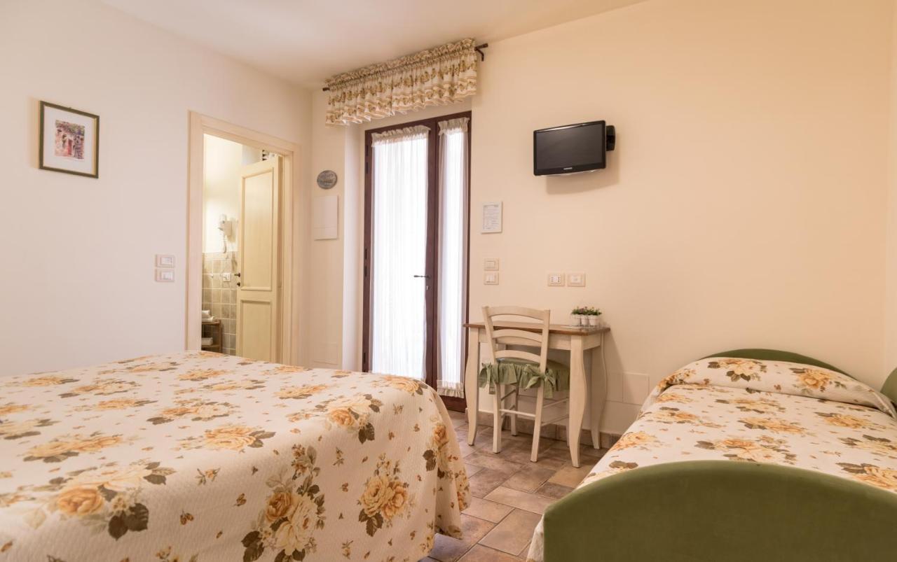 Classic Triple Room